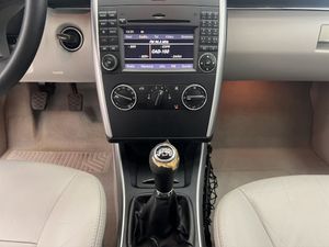 Mercedes Clase B 118   - Foto 12