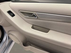 Mercedes Clase B 118   - Foto 14