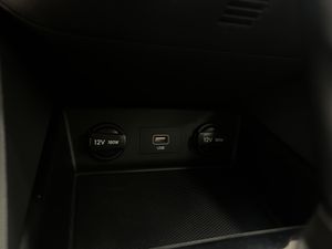 Hyundai IONIQ 1.6 GDI HEV Klass DCT  - Foto 26