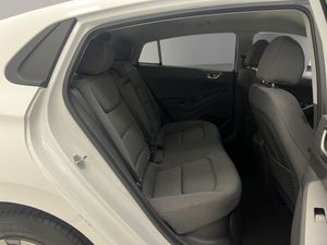 Hyundai IONIQ 1.6 GDI HEV Klass DCT  - Foto 20
