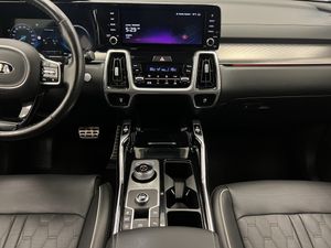 Kia Sorento 1.6 T-GDi HEV Emotion 4x2 7pl (P.Luxury)  - Foto 16