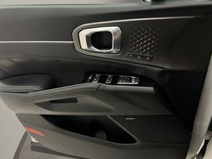 Kia Sorento 1.6 T-GDi HEV Emotion 4x2 7pl (P.Luxury)  - Foto 13