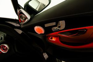 Mercedes Clase GLC GLC 300 e 4MATIC AMG 2.0 320CV AT9 E6D  - Foto 7