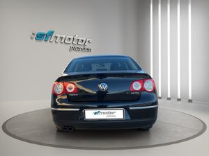 Volkswagen Passat 2.0 TDI 140 Advance Plus BlueMotion Tech  - Foto 6