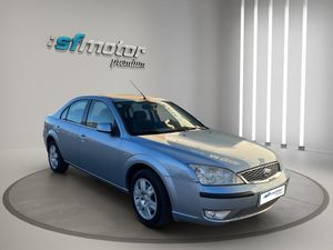 Ford Mondeo 2.0 TDCi Ghia  - Foto 9