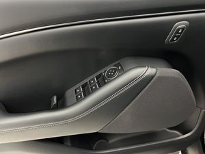 Ford Mustang Mach-E 216kW Batería 98.8Kwh  - Foto 13