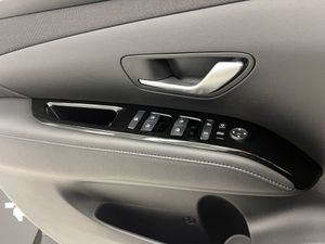 Hyundai Tucson HYUNDAI TUCSON TODOTERRENO 1.6 TGDI 110KW (150CV) 48V TECNO SKY DCT   - Foto 13