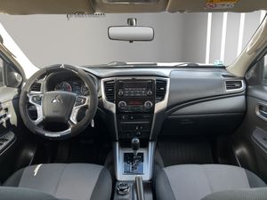 Mitsubishi L200 DID MPRO AUTO   - Foto 17