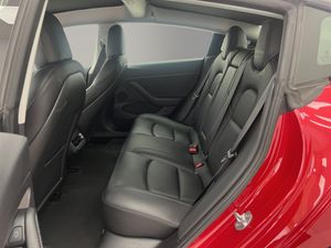 Tesla Model 3 Gran Autonomía AWD  - Foto 13