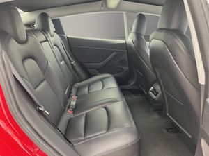 Tesla Model 3 Gran Autonomía AWD  - Foto 19