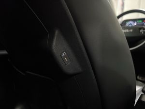 Kia Niro 1.6 GDi HEV 104kW (141CV) Emotion  - Foto 22