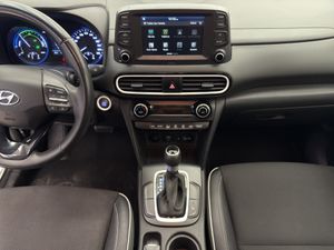 Hyundai Kona 1.6 GDI HEV SLE DCT  - Foto 16