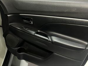 Mitsubishi ASX 200 DI-D Kaiteki 4WD  - Foto 17