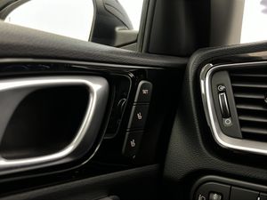 Kia XCeed 1.5 MHEV Emotion 118kW (160CV) DCT  - Foto 24