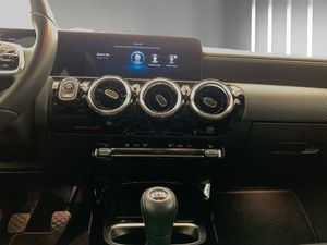 Mercedes CLA 180 D   - Foto 15