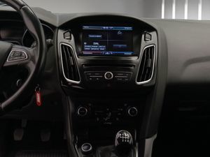 Ford Focus 1.6 TDCi 115cv Trend  - Foto 16