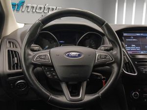 Ford Focus 1.6 TDCi 115cv Trend  - Foto 11