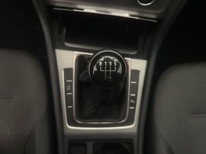 Volkswagen Golf Advance 1.6 TDI 105CV BMT  - Foto 22