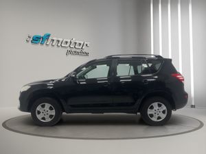 Toyota Rav4 2.2 D-4D Active 4x2  - Foto 3