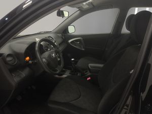 Toyota Rav4 2.2 D-4D Active 4x2  - Foto 11