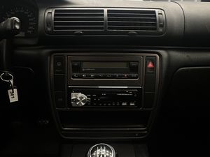 Volkswagen Passat 1.9 TDI COMFORTLINE  - Foto 17