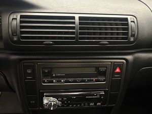 Volkswagen Passat 1.9 TDI COMFORTLINE  - Foto 29