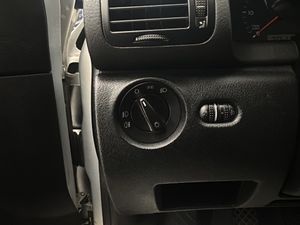 Volkswagen Passat 1.9 TDI COMFORTLINE  - Foto 25