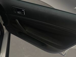 Volkswagen Passat 1.9 TDI COMFORTLINE  - Foto 18