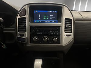 Mitsubishi Montero 3.2 DID All-Four  - Foto 16