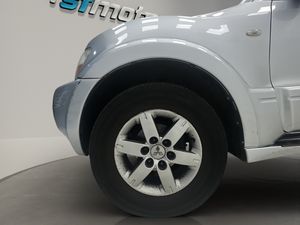 Mitsubishi Montero 3.2 DID All-Four  - Foto 20