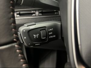 Peugeot 3008 1.5 BlueHDi 96kW (130CV) S&S Active Pack  - Foto 30