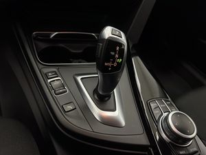 BMW Serie 3 318dA Business  - Foto 23