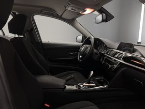 BMW Serie 3 318dA Business  - Foto 19