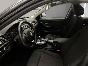 BMW Serie 3 318dA Business  - Foto 11