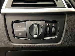 BMW Serie 3 318dA Business  - Foto 29