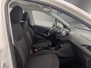 Peugeot 208 5P ACTIVE BlueHDi 73kW (100CV)  - Foto 19