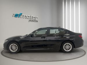 BMW Serie 3 318d Auto.  - Foto 4