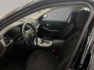 BMW Serie 3 318d Auto.  - Foto 10