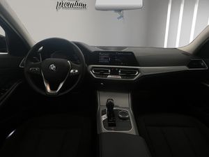 BMW Serie 3 318d Auto.  - Foto 15