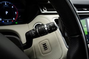 Land-Rover Range Rover Velar 2.0 D240 177kW R-Dynamic SE 4WD Auto  - Foto 42