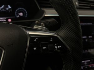 Audi Q8 e-tron S line 55 quattro  - Foto 35