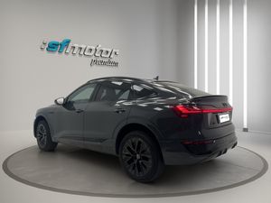 Audi Q8 e-tron S line 55 quattro  - Foto 6