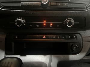 Peugeot Expert Combi BlueHDi 120 SS Standard  - Foto 24