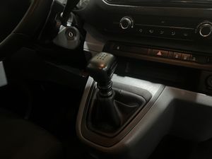 Peugeot Expert Combi BlueHDi 120 SS Standard  - Foto 23