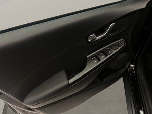 Hyundai Kona 1.6 GDI HEV Style Sky DCT  - Foto 12