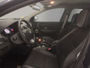 Renault Megane Sport Tourer Bose Energy dCi 130 S&S  - Foto 10