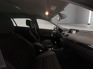 Renault Megane Sport Tourer Bose Energy dCi 130 S&S  - Foto 19