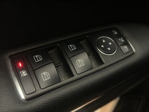 Mercedes Clase E Coupé E 220 CDI Blue Efficiency Avantg.  - Foto 32