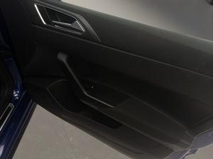 Volkswagen Polo R-Line 1.0 TSI 70kW (95CV)  - Foto 17
