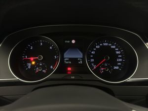 Volkswagen Passat Business 2.0 TDI 110kW (150CV)  - Foto 36